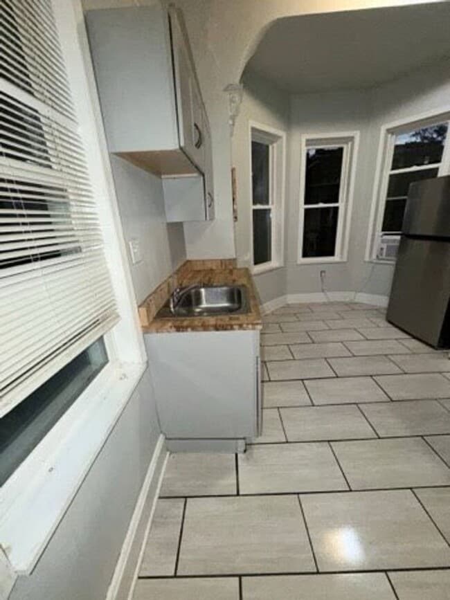 Photo - 1834 N 22nd St Unit 2