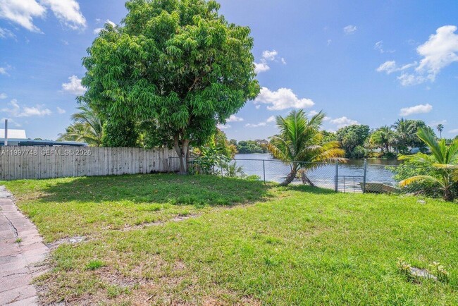 Photo - 6390 Kimberly Blvd