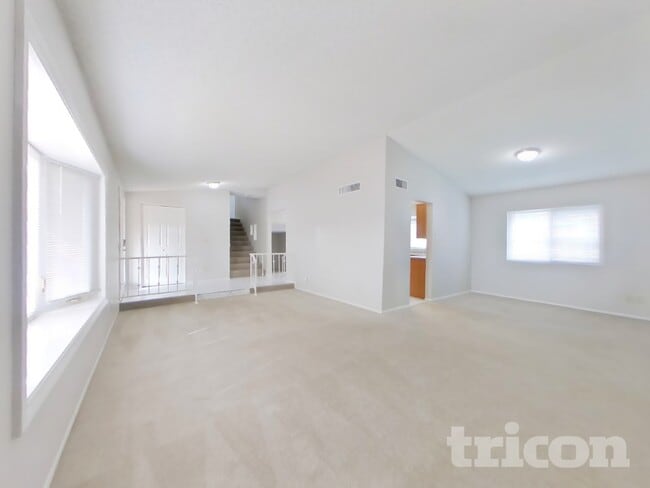 Photo - 5212 N 69th Ave