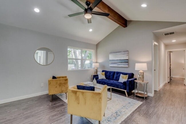 Photo - 1512 Luray Dr