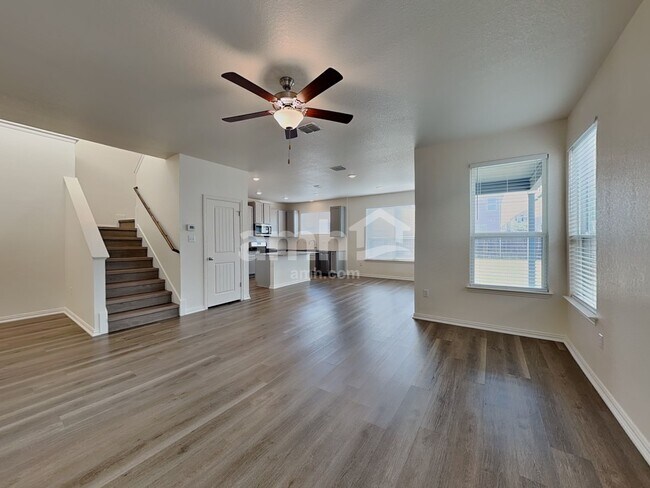 Photo - 2709 Lillybrook Ln