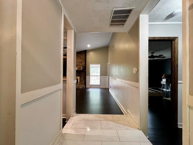 Photo - 1347 Indian Way NW