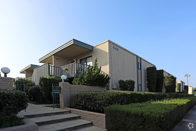 Photo - Cajon Villa Apartments