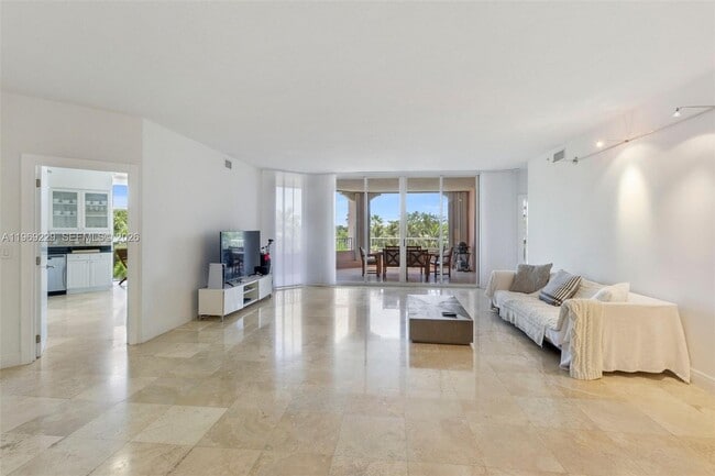 Photo - 749 Crandon Blvd Unit 411