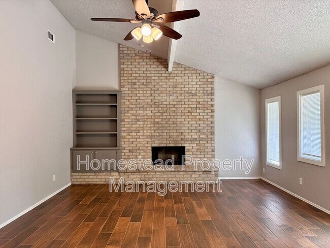 Photo - 9005 N Shannon Ave