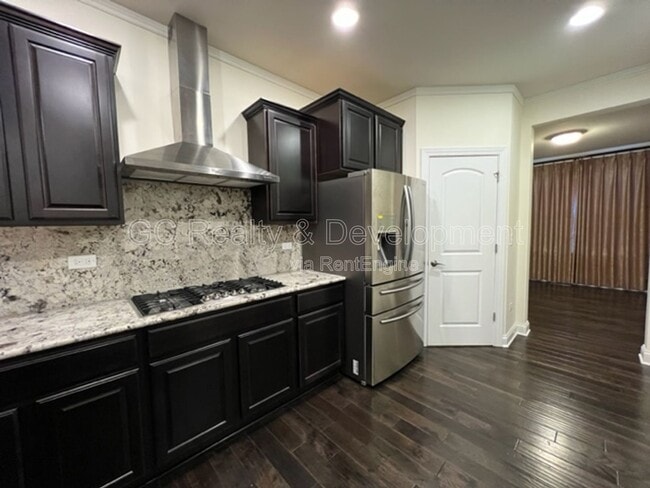 Photo - 4219 Fraser Cir