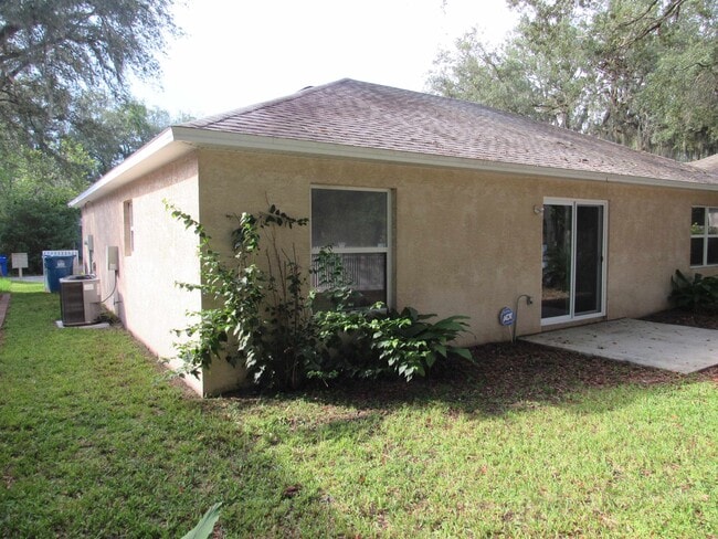 Photo - 657 Intracoastal Cir