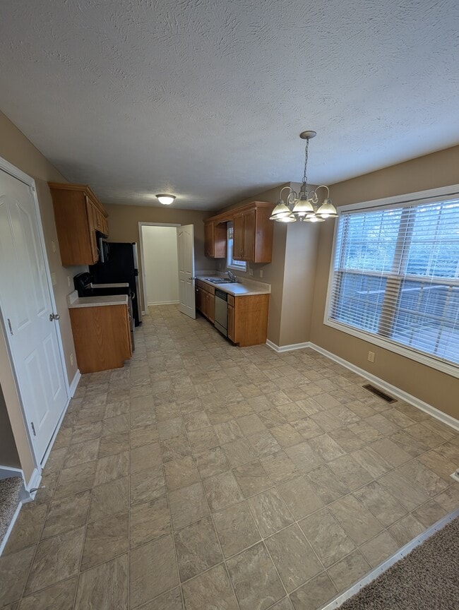 Photo - 616 Wolfchase Dr
