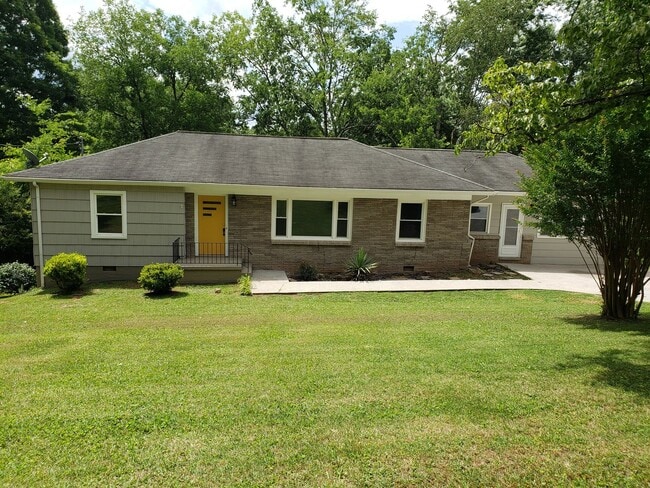 Stylishly Renovated & Prime Location! - Stylishly Renovated & Prime Location! Casa