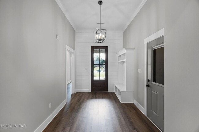 Photo - ****Beautiful New Construction-Luxury Living****
