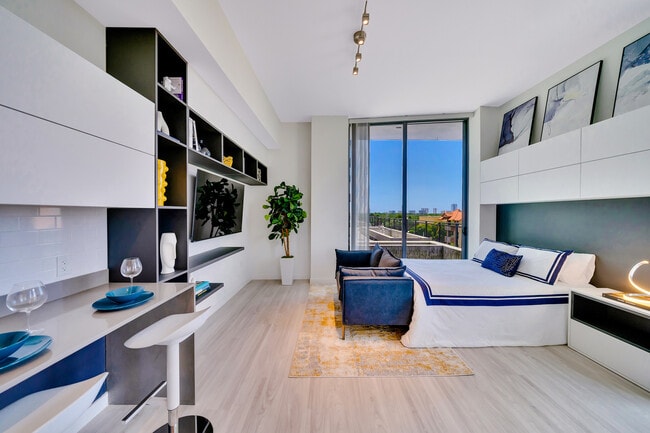 Photo - Nine Hollywood