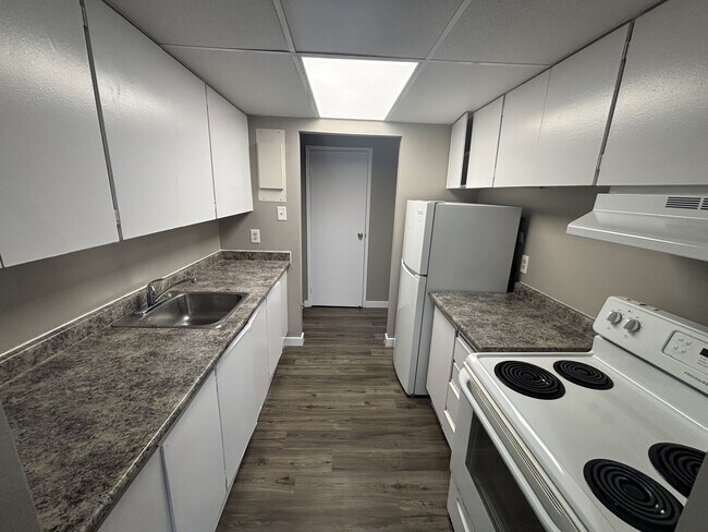 Photo - 457 Albert St Unit 9