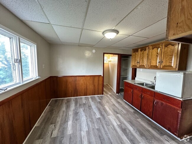 Building Photo - 82 Swinburne St Unit 2 Rental