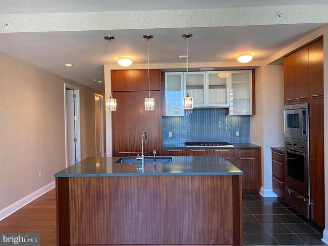 Photo - 1414 S Penn Square Unit 15F