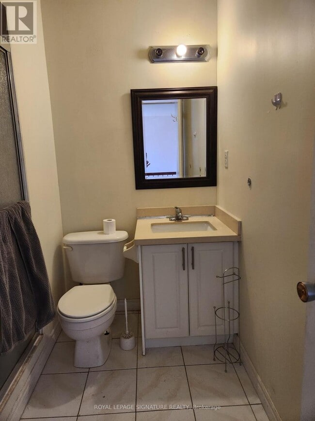 Photo - 4253 Trellis Crescent