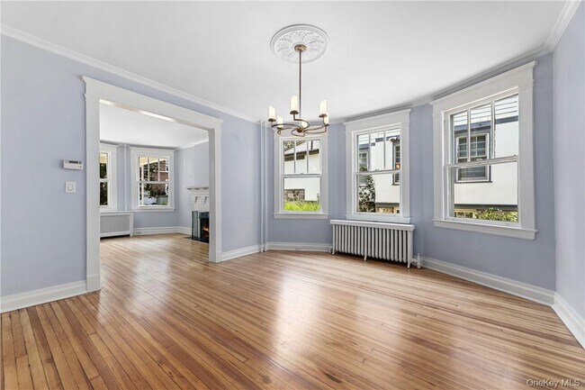 Photo - 16 Kraft Ave