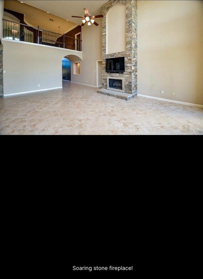 Building Photo - 2703 Bonnie Bray Dr