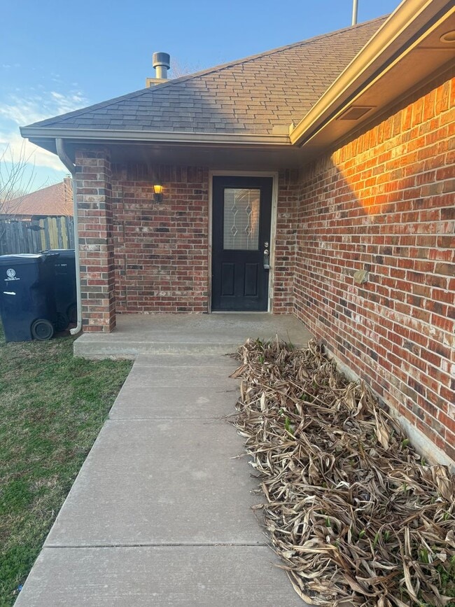 Photo - 10305 NW 38th Terrace