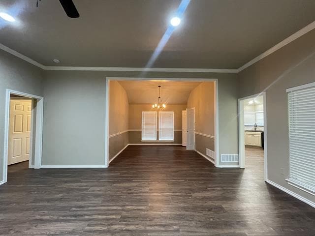 Photo - 204 Carlsbad Dr
