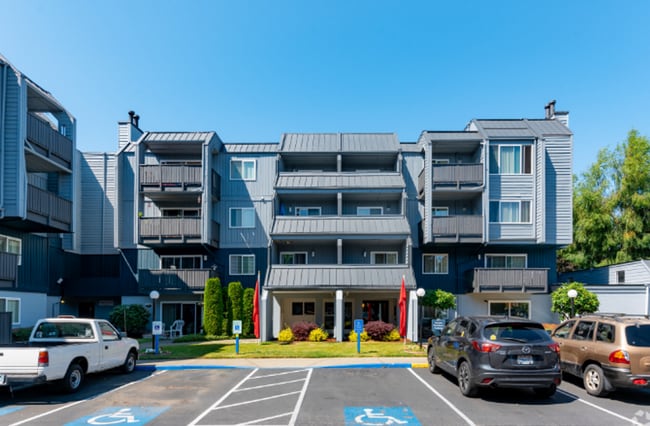 Oak Terrace