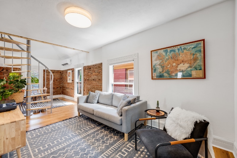Photo - 2477 W Argyle Pl