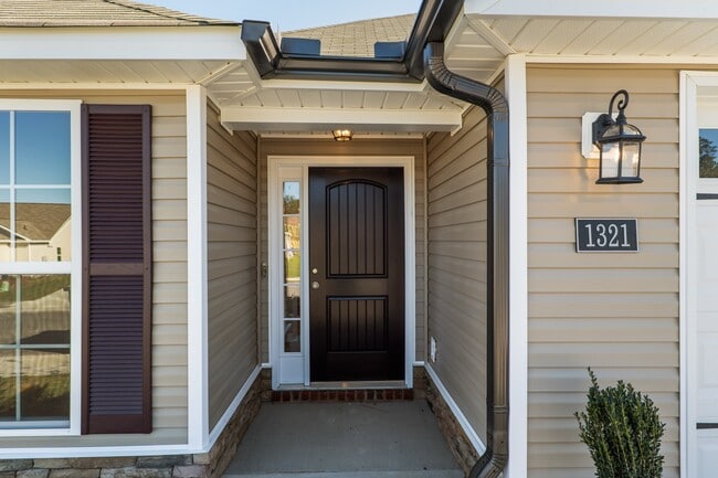 Photo - 1321-1321 Elbron Dr