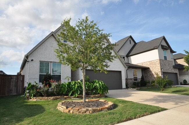 Photo - 31822 Grand Orch Ln