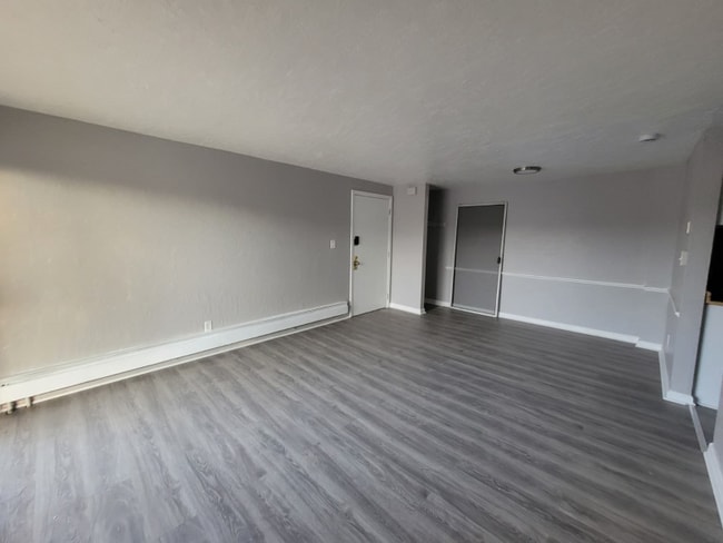 Photo - 1815-1819 Garfield Rd Unit 1819-209