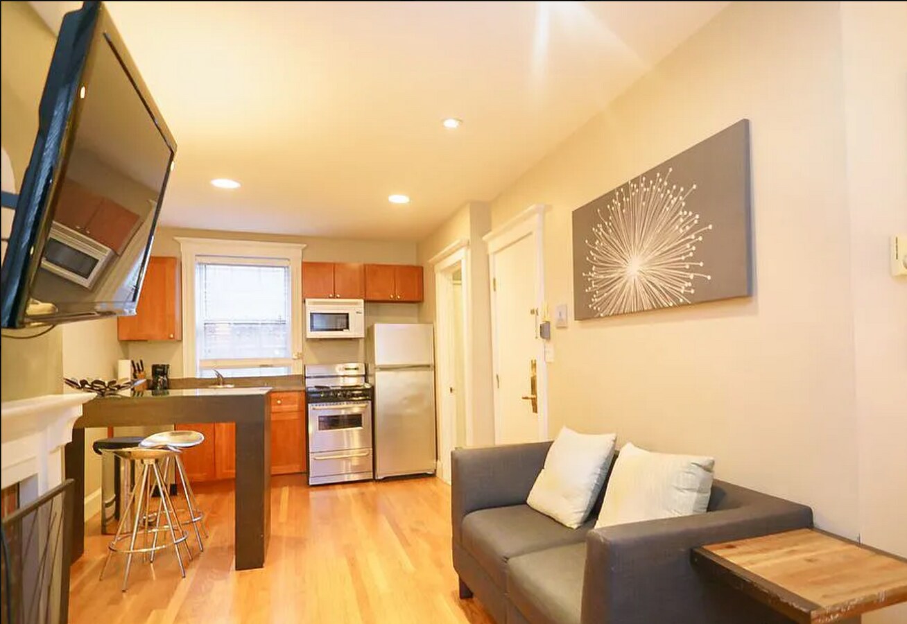 Photo - 16 Cedar Lane Way Unit 2