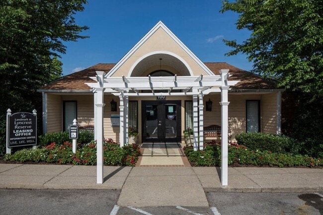 Landmark at Lyncrest Reserve