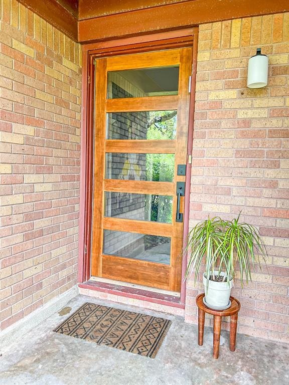 Photo - 205 W Covington Dr