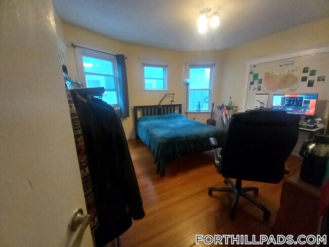 Photo - 49 Beech Glen St Unit 2