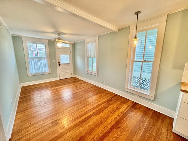 Photo - 2119 Avenue O 1/2