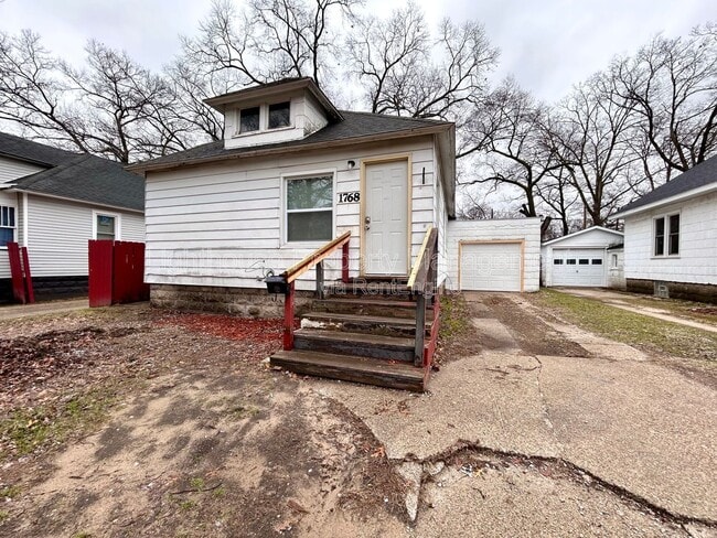 Building Photo - 1768 Elwood St