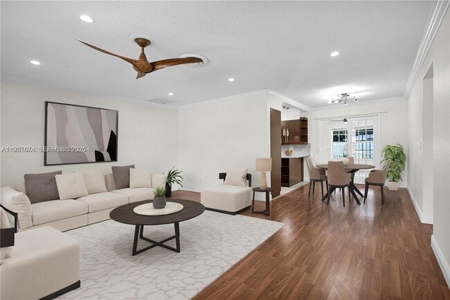 Photo - 5713 Jefferson St