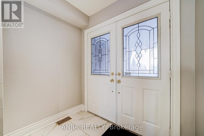 Photo - 146 Billingsley Crescent