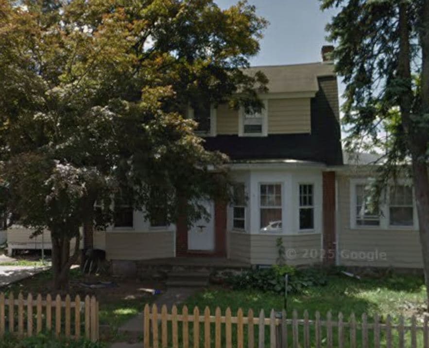 Photo - 301 Sunnyside Ave