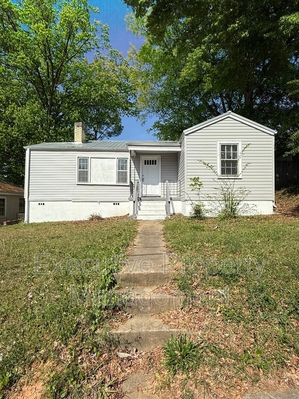 Photo - 4716 Court M