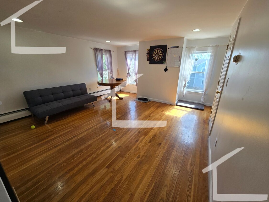 HOT WATERTOWN LISTING!!!!! - HOT WATERTOWN LISTING!!!!!