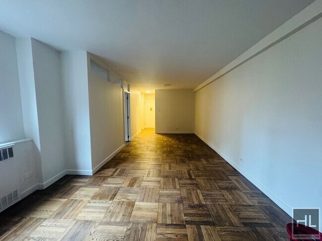 Photo - East 79th Street Unidad 9O