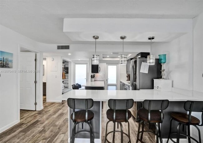 Photo - 3424 SE 12th St Unit B6