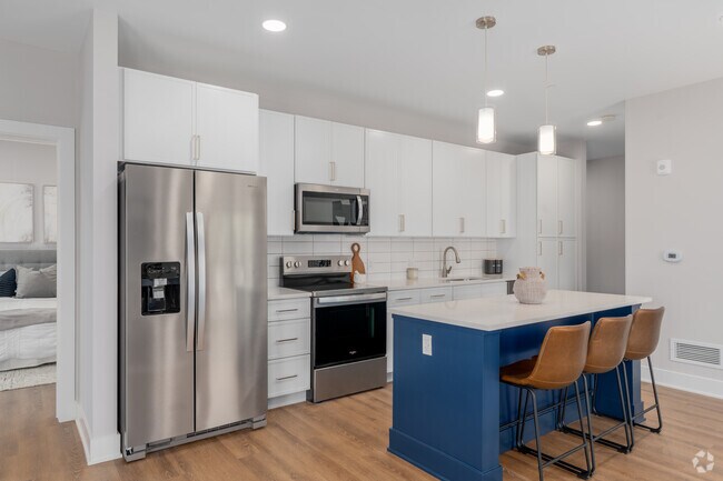 2BR, 2BA - 1,190SF - Kitchen