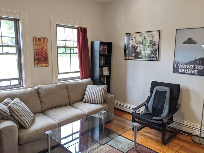 Building Photo - 287 Elliot St Unit 287-12