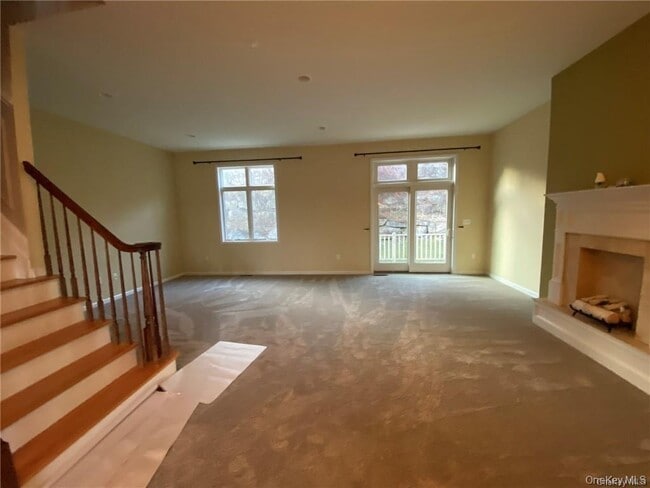 Photo - 90 Corbin Hill Rd