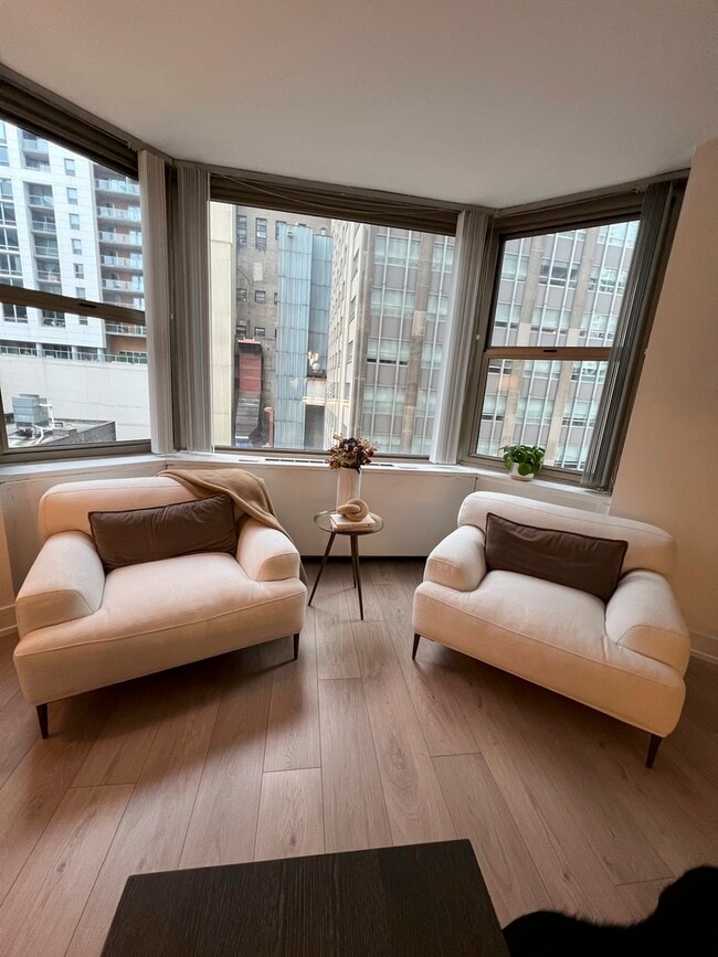 Photo - 535 N Michigan Ave