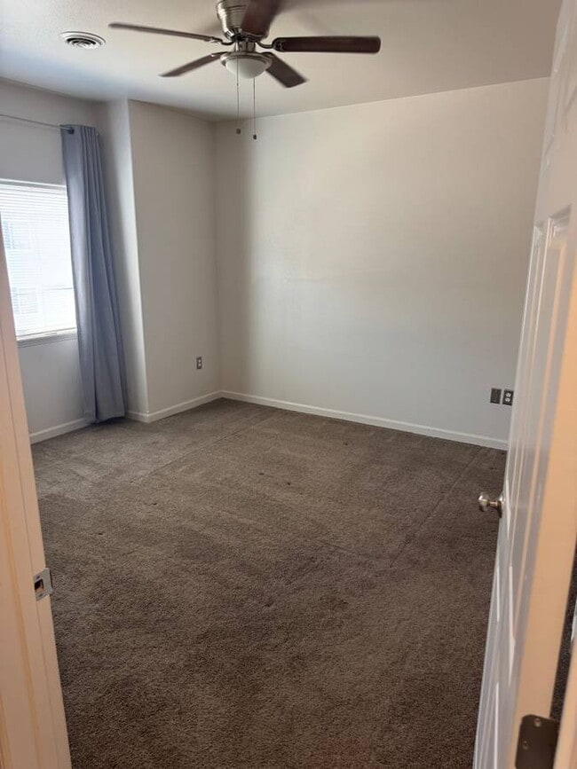 Photo - 280 Baker St Unit #202