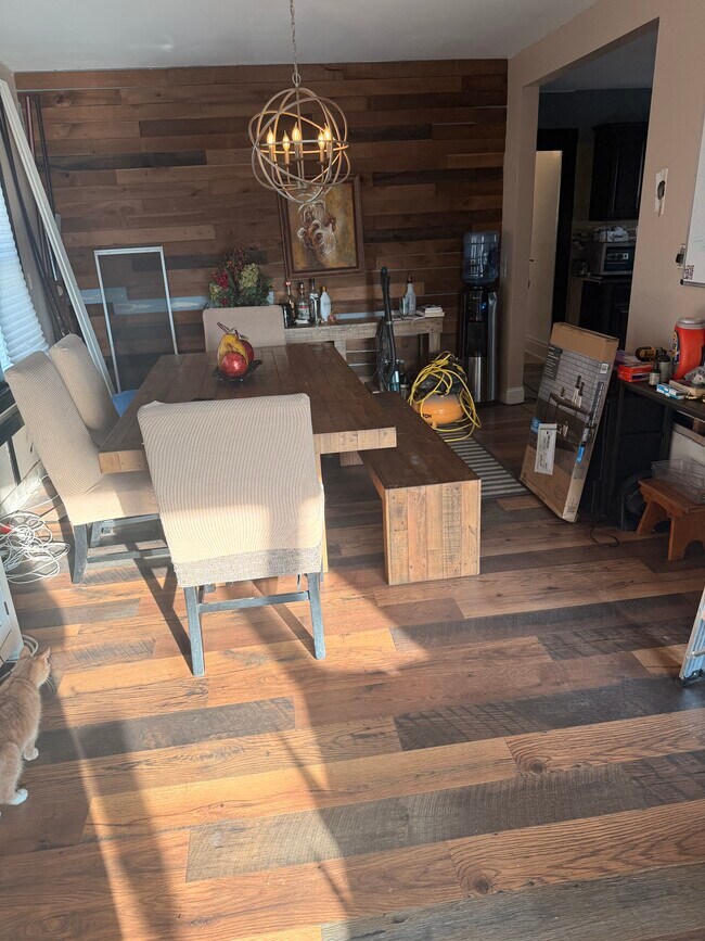 Photo - 359 Colvin Ave Unit Upper