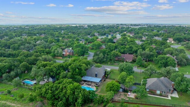 222 Primrose Dr