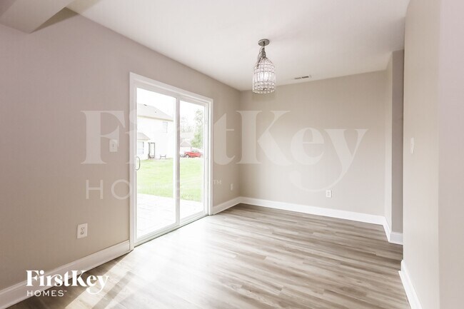 Photo - 10431 Wintergreen Way