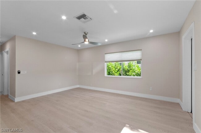 Photo - 2685 Van Buren Ave